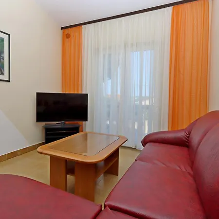 With Parking Space Barbat, Rab - 24215 Apartamento