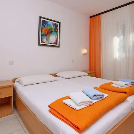 Lejlighed With Parking Space Barbat, Rab - 24215 Rab Town