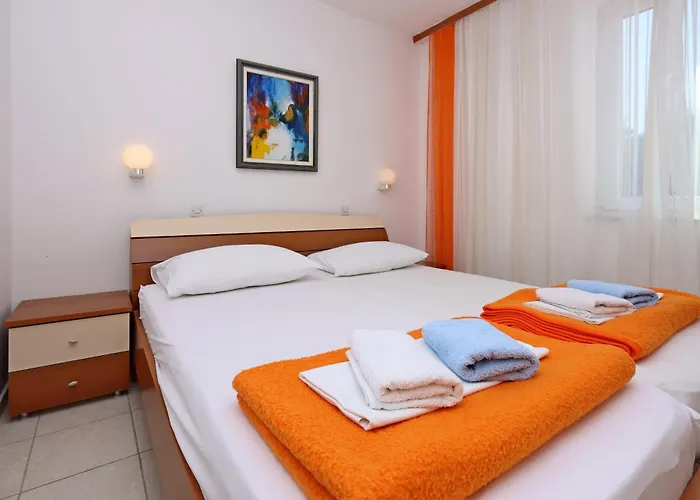 דירה With Parking Space Barbat, Rab - 24215 ראב