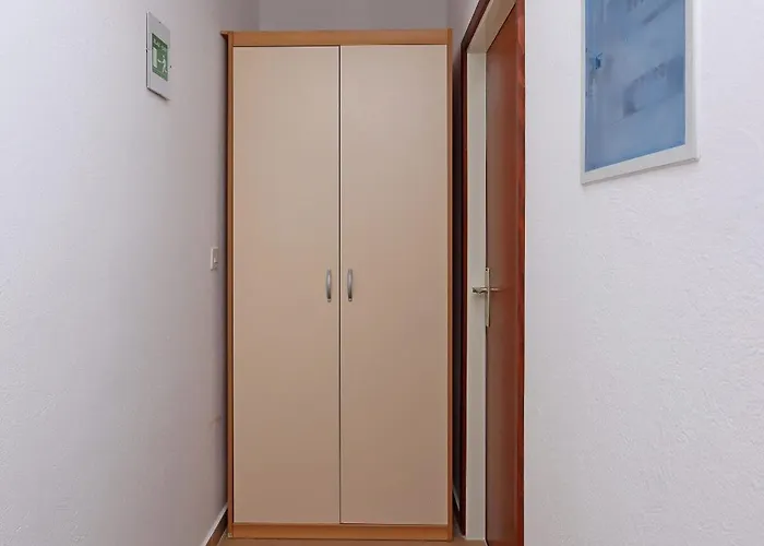 דירה With Parking Space Barbat, Rab - 24215