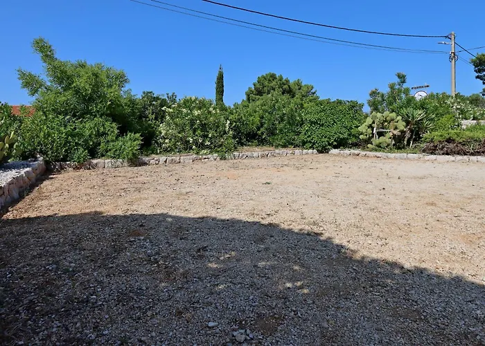 With Parking Space Barbat, Rab - 24215 דירה